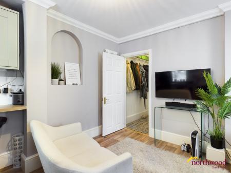 1 bedroom Maisonette to let in Warrior Gardens, St. Leonards-On-Sea, TN37