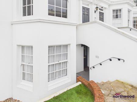 3 bedroom Apartment for sale in Silverdale Road, Lower Meads, Eastbourne, BN20