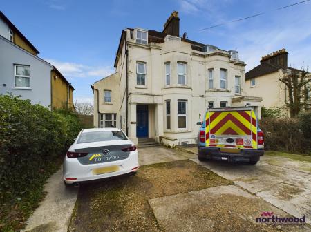 1 bedroom Flat to let in Bohemia Road, St. Leonards-On-Sea, TN37