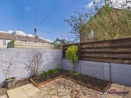 4 bedroom Terraced House for sale in Seaside, Redoubt, Eastbourne, BN22