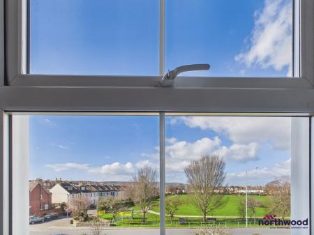 4 bedroom Terraced House for sale in Seaside, Redoubt, Eastbourne, BN22