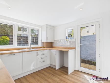 4 bedroom Terraced House for sale in Seaside, Redoubt, Eastbourne, BN22