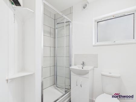 1 bedroom Studio flat to let in Magdalen Road, St. Leonards-On-Sea, TN37