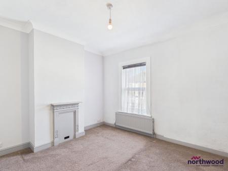 2 bedroom Terraced House to let in Sidley Road, Redoubt, Eastbourne, BN22