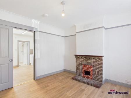 2 bedroom Terraced House to let in Sidley Road, Redoubt, Eastbourne, BN22