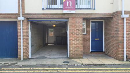 2 bedroom Town house to let in Lushington Lane, Little Chelsea, Eastbourne, BN21