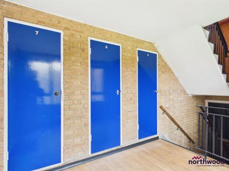 1 bedroom Flat for sale in Rockhurst Drive, Old Town, Eastbourne, BN20