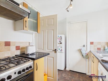 1 bedroom Flat for sale in Rockhurst Drive, Old Town, Eastbourne, BN20