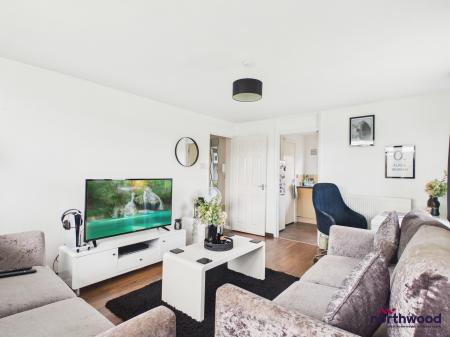 1 bedroom Flat for sale in Rockhurst Drive, Old Town, Eastbourne, BN20