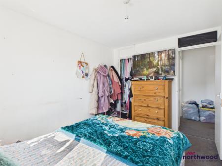 2 bedroom Terraced House for sale in Carisbrooke Close, Langney, Eastbourne, BN23