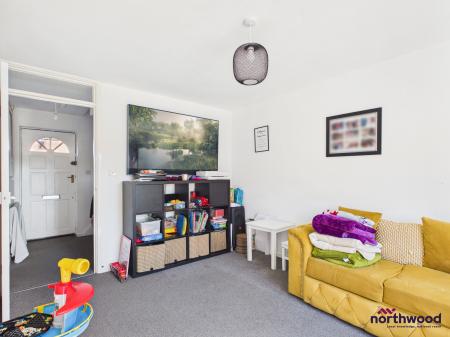 2 bedroom Terraced House for sale in Carisbrooke Close, Langney, Eastbourne, BN23