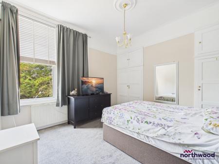 2 bedroom Apartment for sale in Blackwater Road, Lower Meads, Eastbourne, BN21