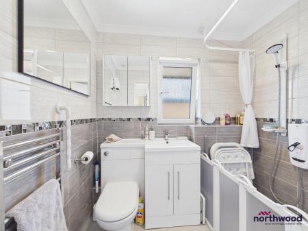 1 bedroom Flat for sale in Trinity Place, Eastbourne, BN21