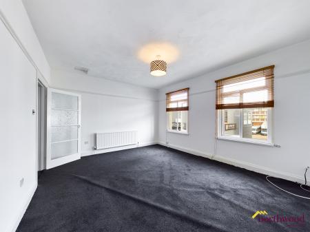 1 bedroom Flat to let in Langney Road, Eastbourne, BN21