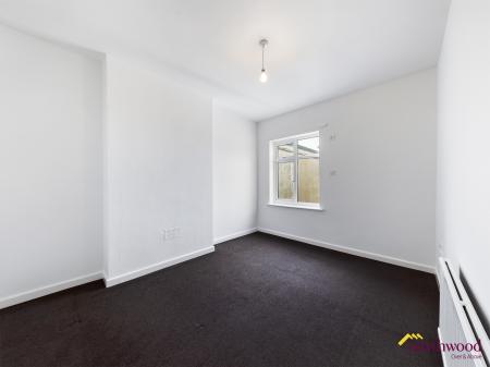 1 bedroom Flat to let in Langney Road, Eastbourne, BN21