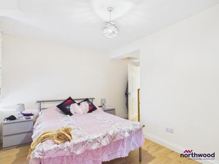 1 bedroom Flat to let in Lewes Road, Eastbourne, BN21