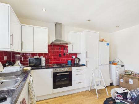 1 bedroom Flat to let in Lewes Road, Eastbourne, BN21