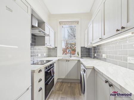 1 bedroom Flat to let in Carlisle Road, Lower Meads, Eastbourne, BN20