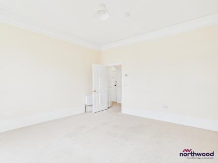 1 bedroom Flat to let in Carlisle Road, Lower Meads, Eastbourne, BN20