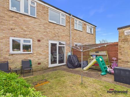 2 bedroom Terraced House to let in Pensford Drive, Langney, Eastbourne, BN23