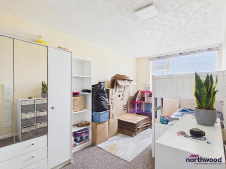 2 bedroom Terraced House to let in Pensford Drive, Langney, Eastbourne, BN23