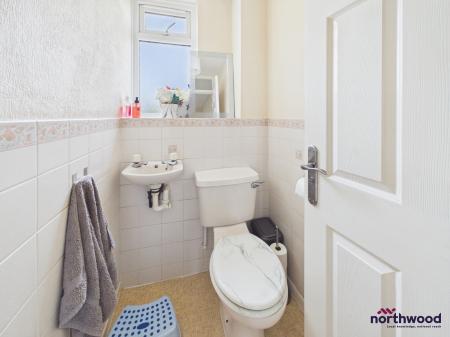 2 bedroom Terraced House to let in Pensford Drive, Langney, Eastbourne, BN23