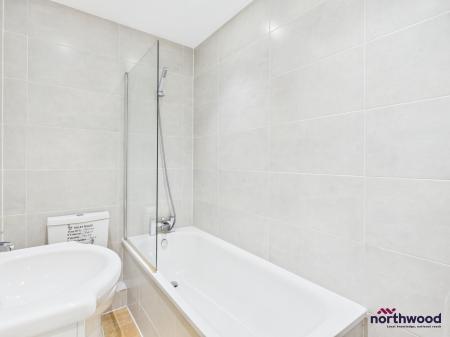 1 bedroom Flat to let in Saxon Street, St. Leonards-On-Sea, TN37