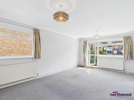 2 bedroom Apartment to let in Silverdale Road, Lower Meads, Eastbourne, BN20