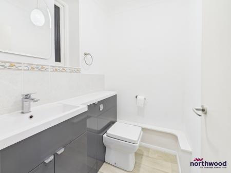 2 bedroom Apartment to let in Silverdale Road, Lower Meads, Eastbourne, BN20