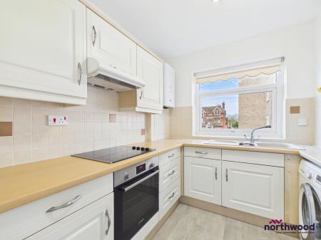 2 bedroom Apartment to let in Silverdale Road, Lower Meads, Eastbourne, BN20