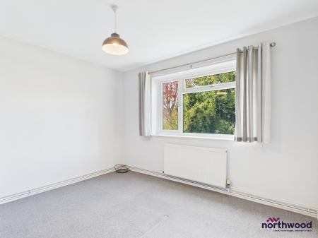 2 bedroom Apartment to let in Silverdale Road, Lower Meads, Eastbourne, BN20