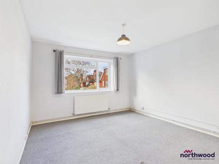 2 bedroom Apartment to let in Silverdale Road, Lower Meads, Eastbourne, BN20