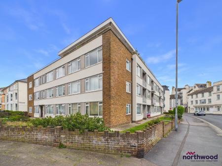 2 bedroom Flat to let in Seaside Road, Town Centre, Eastbourne, BN21