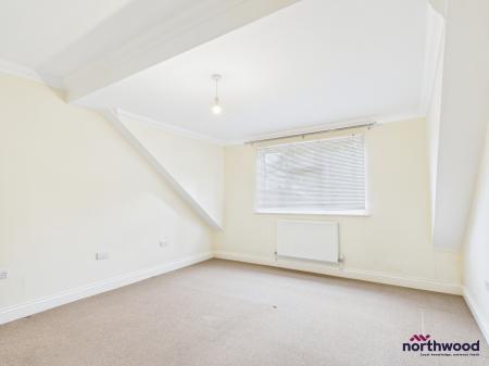 2 bedroom Detached house for sale in Strood Road, Silverhill, St. Leonards-On-Sea, TN37