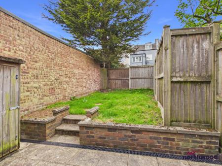 2 bedroom Detached house for sale in Strood Road, Silverhill, St. Leonards-On-Sea, TN37