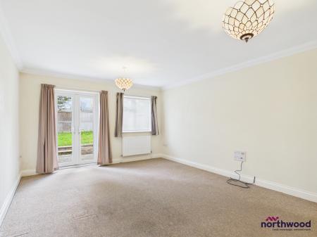 2 bedroom Detached house for sale in Strood Road, Silverhill, St. Leonards-On-Sea, TN37