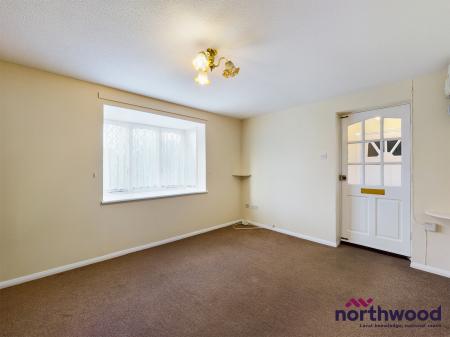 2 bedroom Terraced House to let in Pinders Road, Hastings, TN35