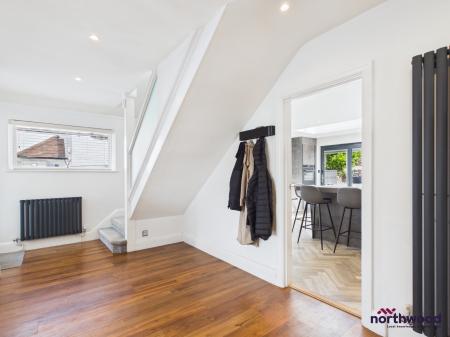 4 bedroom Detached house for sale in Newlands Road, Brighton, BN2