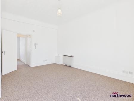 1 bedroom Flat to let in Cavendish Place, Town Centre, Eastbourne, BN21