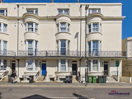 1 bedroom Flat to let in Cavendish Place, Town Centre, Eastbourne, BN21