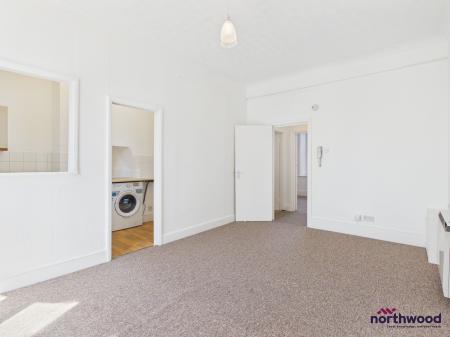 1 bedroom Flat to let in Cavendish Place, Town Centre, Eastbourne, BN21