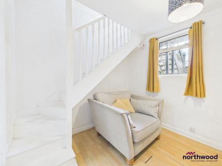 1 bedroom Apartment to let in Compton Street, Lower Meads, Eastbourne, BN21