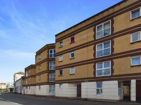 1 bedroom Flat to let in Langney Road, Town Centre, Eastbourne, BN22