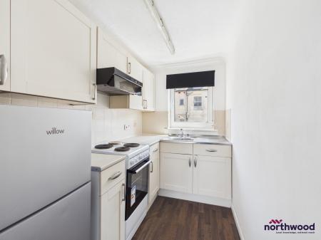 1 bedroom Flat to let in Langney Road, Town Centre, Eastbourne, BN22