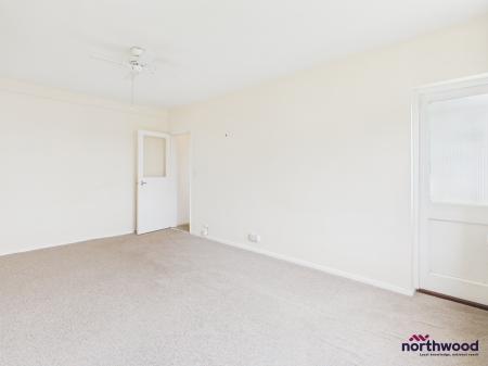 1 bedroom Apartment for sale in Chiswick Place, Town Centre, Eastbourne, BN21