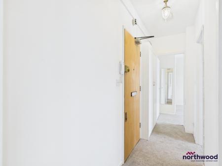 1 bedroom Apartment for sale in Chiswick Place, Town Centre, Eastbourne, BN21