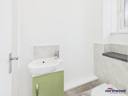 4 bedroom Detached house for sale in Brendon Close, Langney, Eastbourne, BN23