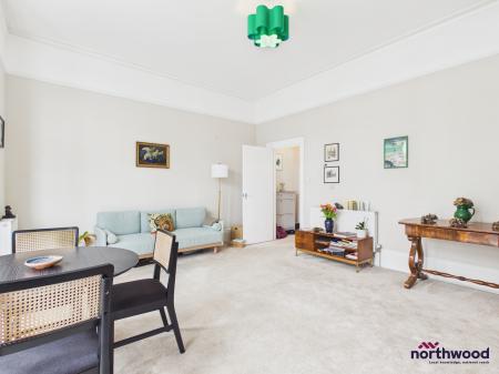 1 bedroom Flat to let in Meads Street, Meads, Eastbourne, BN20