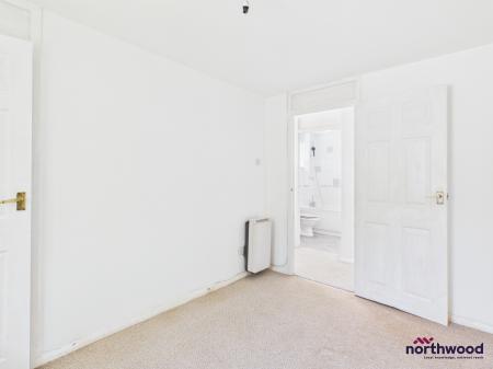 2 bedroom Flat for sale in Brackendale, Clive Vale, Hastings, TN35