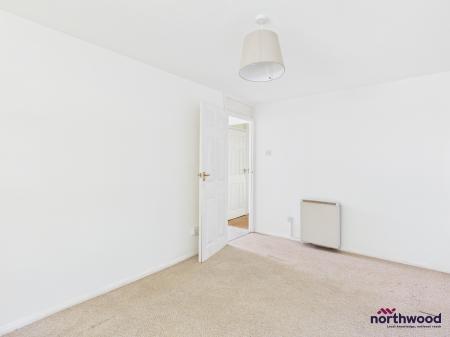 2 bedroom Flat for sale in Brackendale, Clive Vale, Hastings, TN35